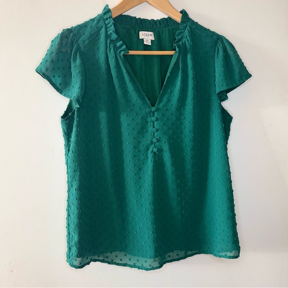 J. Crew Tops - J CREW Ruffle neck Clip Dot Cap Sleeve Top Women’s XS EUC